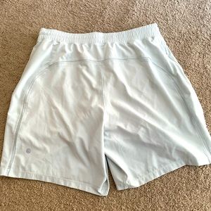 Lululemon Mens pace breaker 7” short